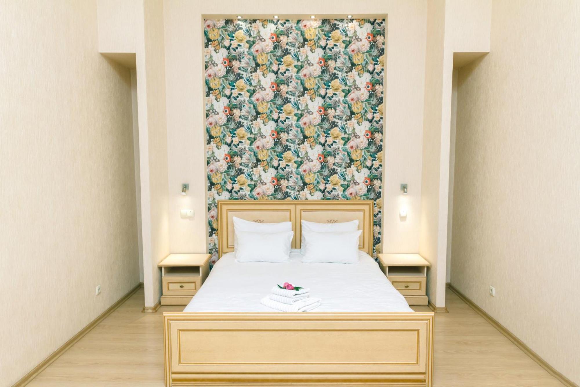 Apartment Baseina Khreschatyk Киев Екстериор снимка