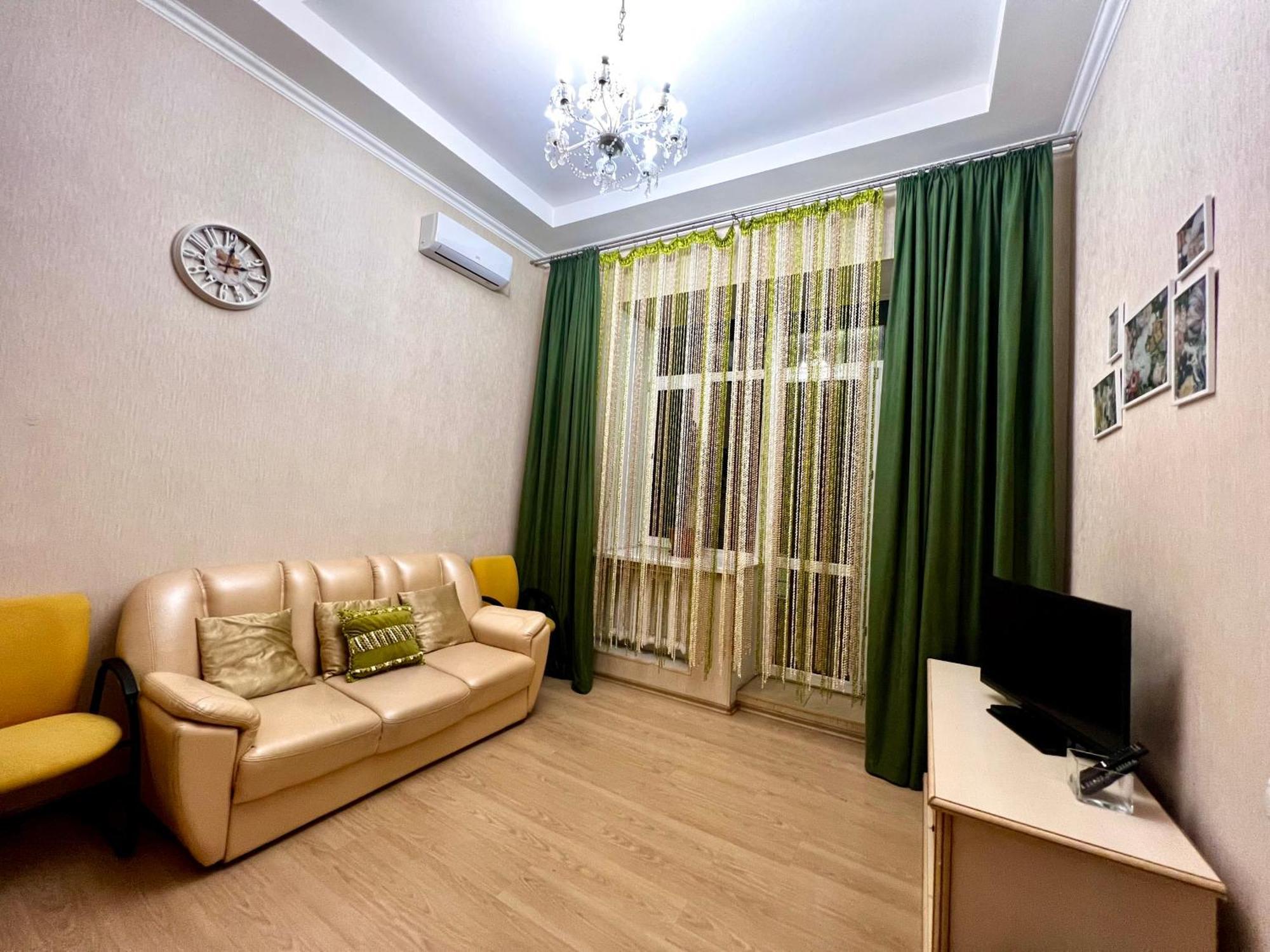 Apartment Baseina Khreschatyk Киев Екстериор снимка